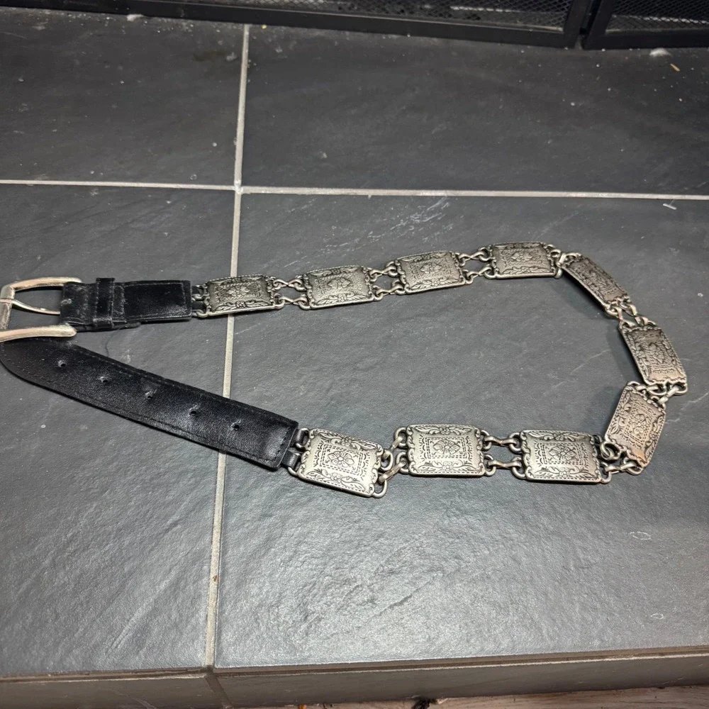 N/A western inspired